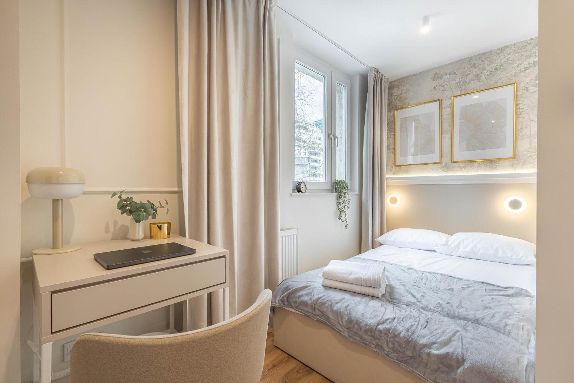 Apartament Center By Sofija Warszawa